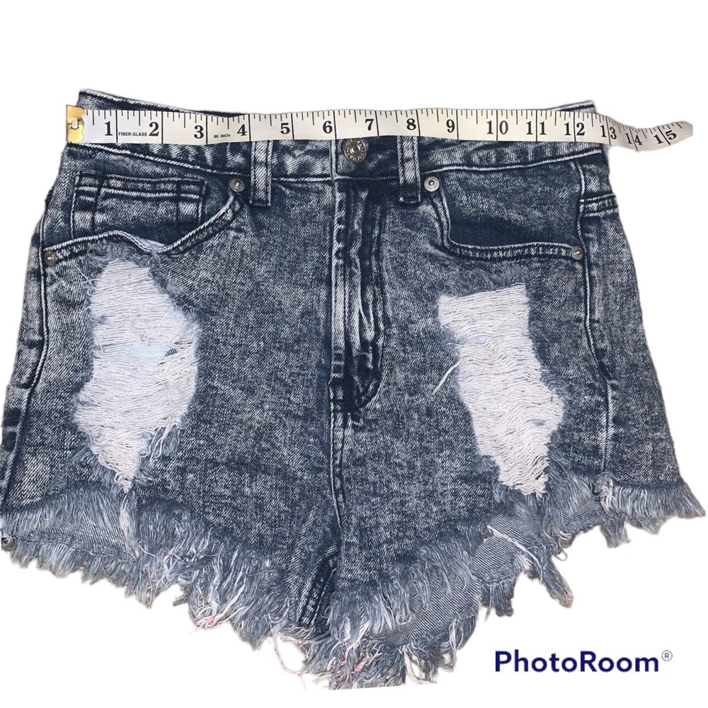 Distressed raw hem high rise shorts Stella Laguna beach small cotton stretch 25